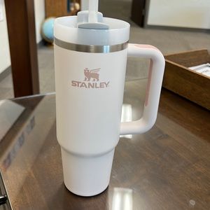 Rose quartz 30 oz Stanley cup
